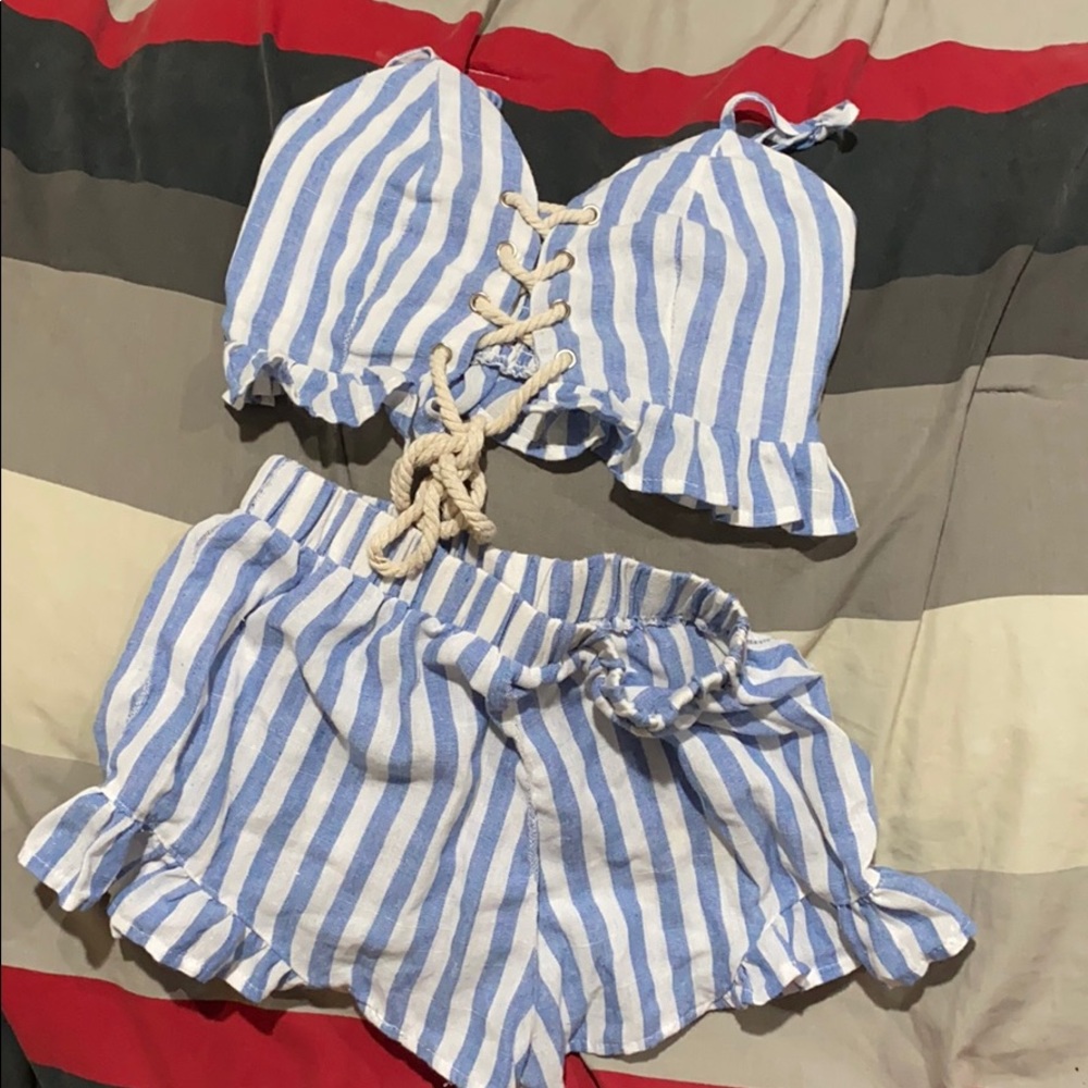 Crop top short set
